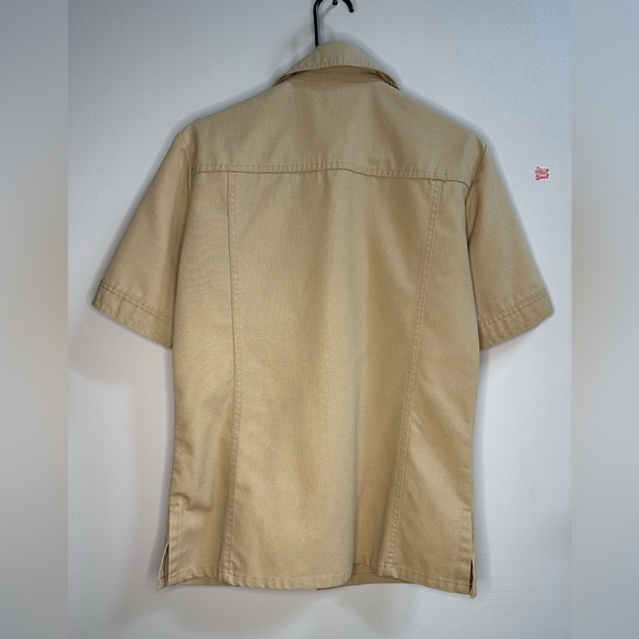 Vintage 1970s Levi’s For Men Safari/Utility Khaki Button Up Short Sleeve Shirt - Picture 3 of 11